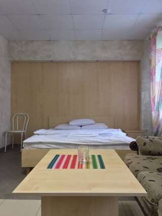 Гостиница Рябинка Чебоксары  Улучшенный двухместный номер с 2 отдельными кроватями-7